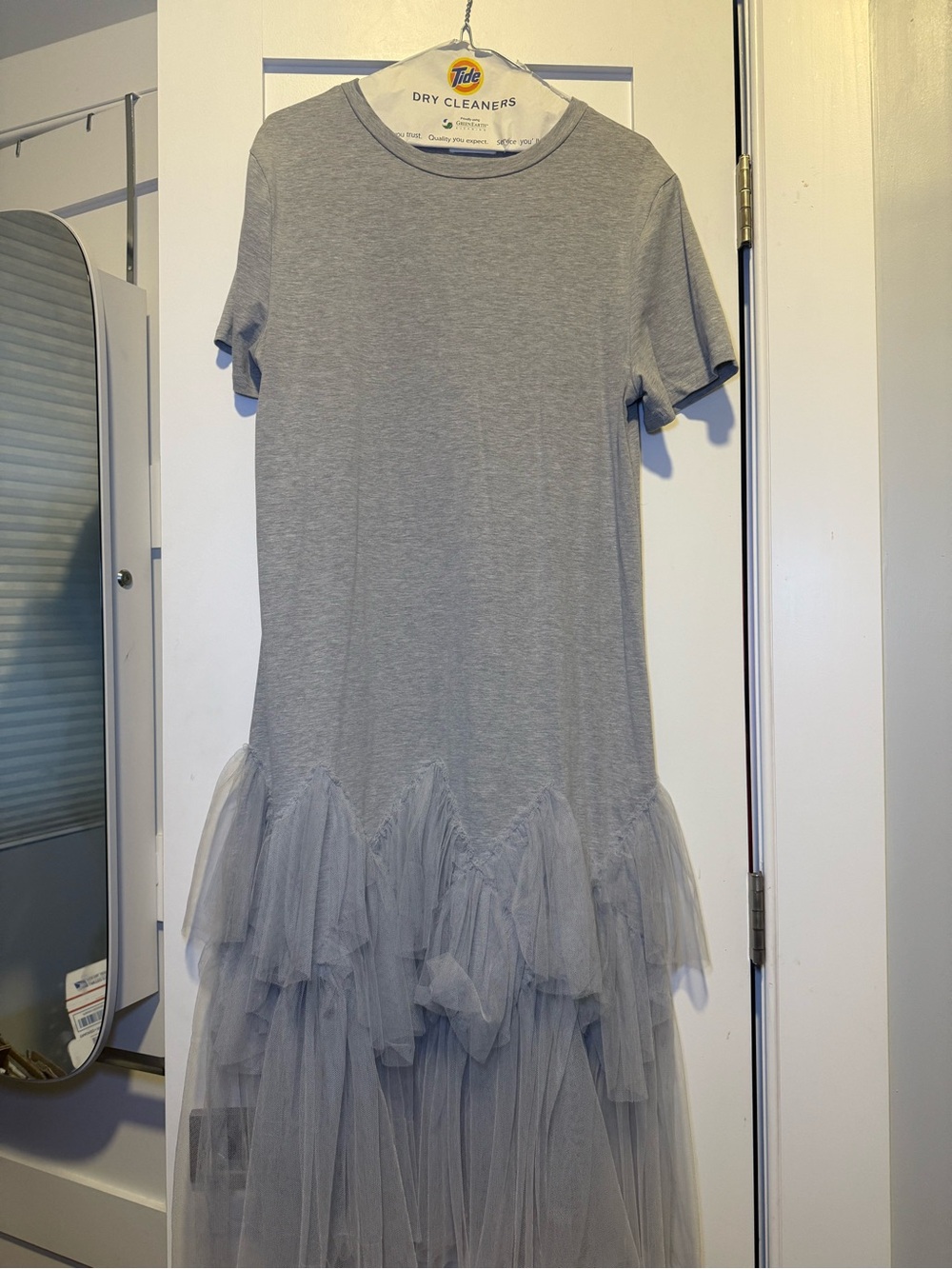 Women’s Gray Tulle Hem Midi/Maxi Dress | Size Large